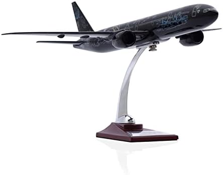 Zekupp Boeing 777-300 1/200 -Fekete Mintás Különleges Design Modell