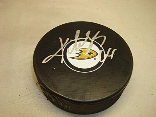 Kiefer Sherwood Aláírt Anaheim Ducks Jégkorong Dedikált 1A - Dedikált NHL Korong