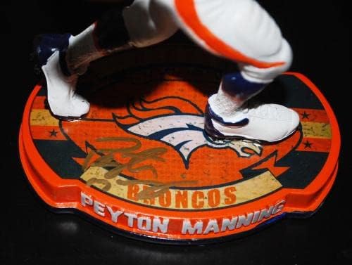 Peyton Manning Aláírt Dedikált Denver Broncos Bólogatós 2012 STEINER COA - Dedikált NFL-Figurák